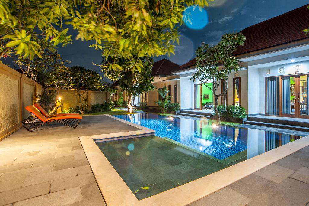 Astana Made Villas Sanur  Luaran gambar