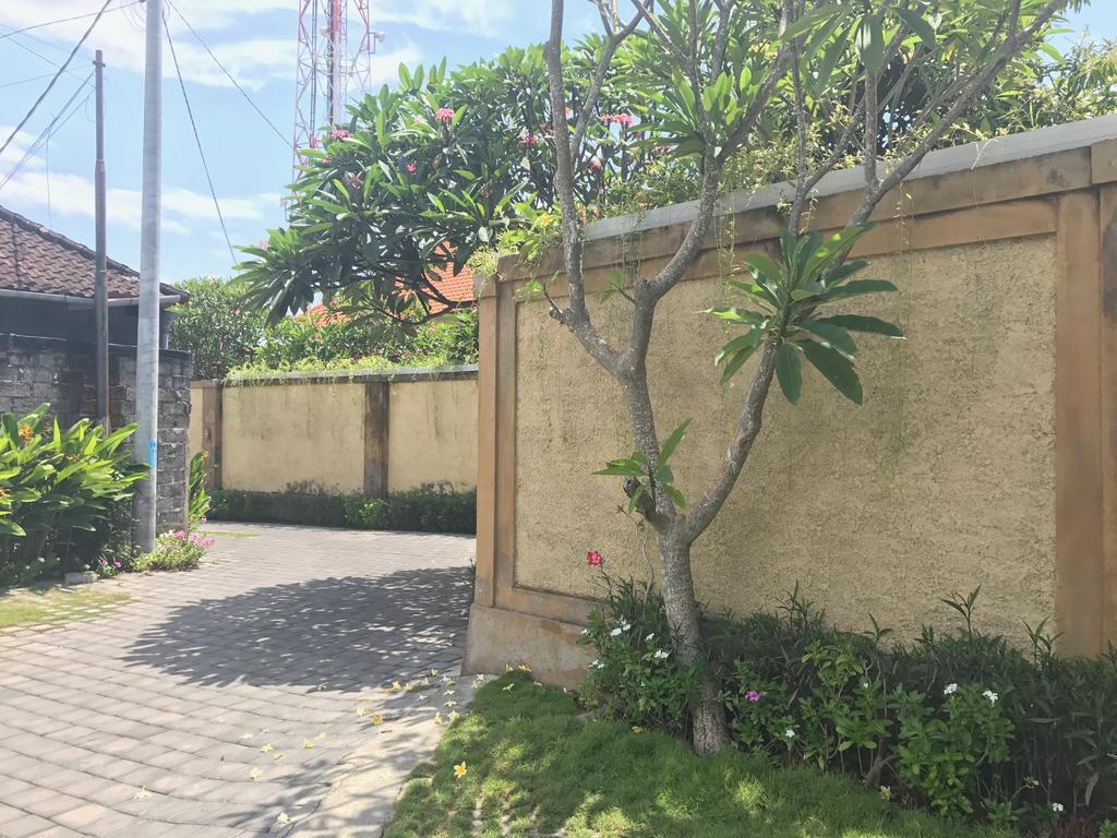 Astana Made Villas Sanur  Luaran gambar